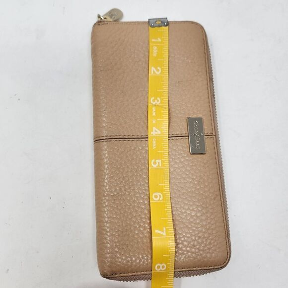 COLE HAAN Tan Pebbled Leather Wallet - Picture 10 of 10